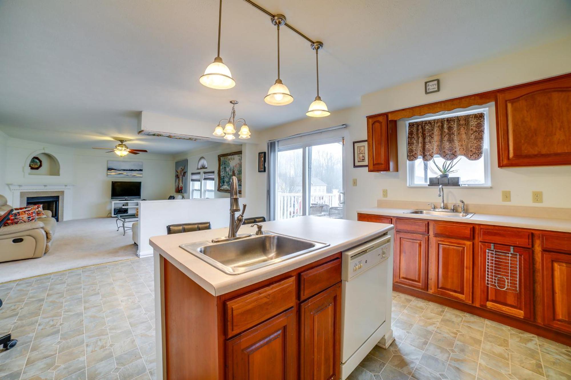 Pet-Friendly Apollo Home With Furnished Deck! New Kensington Esterno foto
